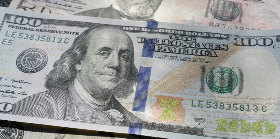 US Dollar Bill $100 with serial number